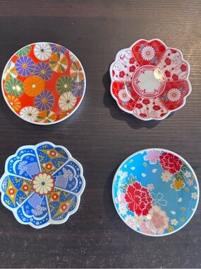 Decorative Japanese Floral Appetizer Plates - Assorted Colors - 4pc